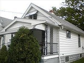 4th image of 3461 W 94th St