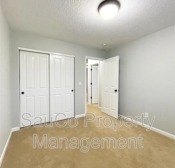 5246 SE Redberry Pl — Photo 2