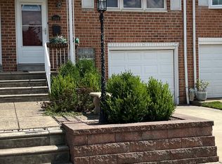 3568 Kyle Rd, Philadelphia, PA 19154