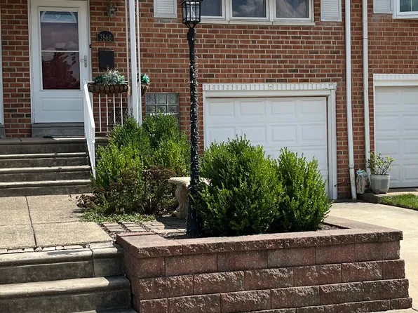 3568 Kyle Rd, Philadelphia, PA 19154
