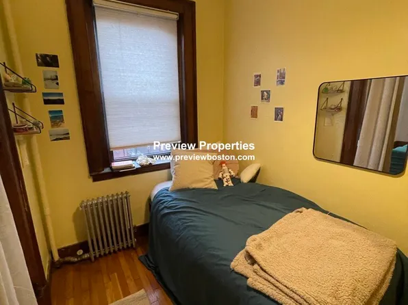 (undisclosed Address), Boston, MA 02215