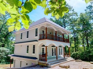 6036 River Ridge Dr, Hamilton, MI 49419