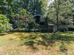 7980 Youngren Rd, Three Oaks, MI 49128