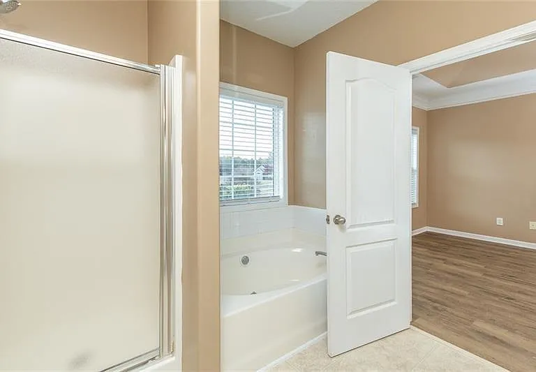 300 McKendree Ct — Photo 22