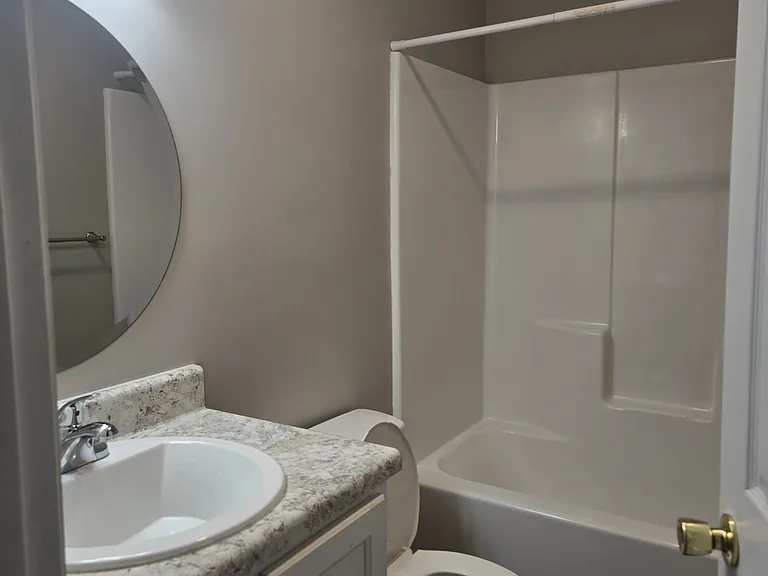 800 N Augusta Ave #802 — Photo 14
