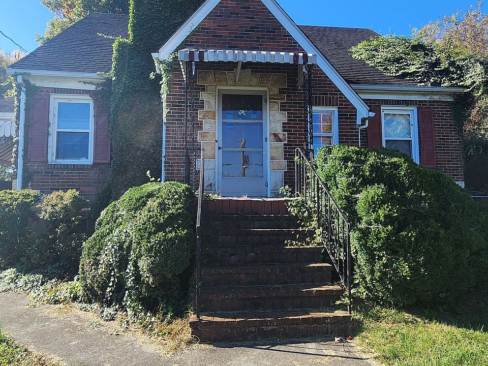 1st image of 4014 Dakota Ave NW