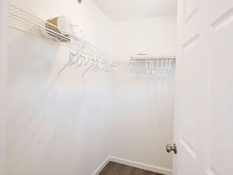 Apartments On Main — Photo 5