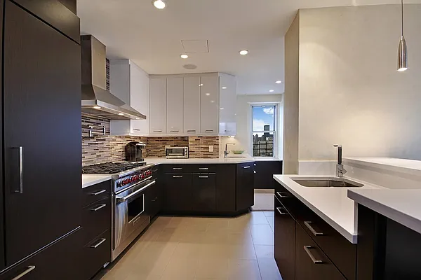 Rented by Corcoran | media 22