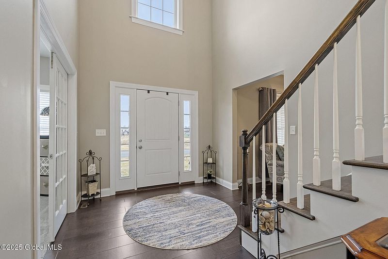 4th image of 1221 Alexander Court