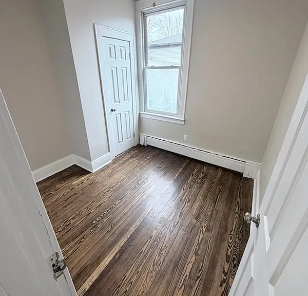 682 Summit Ave — Photo 3