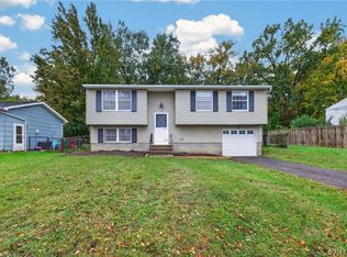 67 Forestal Dr, Hamburg, NY 14075