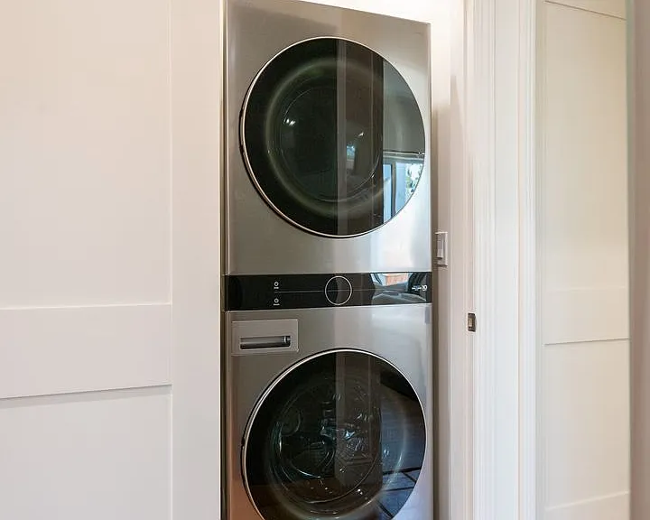 613 W Olive Ave #1 — Photo 4