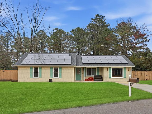 2nd image of 203 Violet Dr