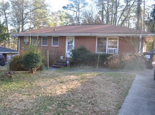 953 Boca Raton Dr, Forest Park, GA 30297