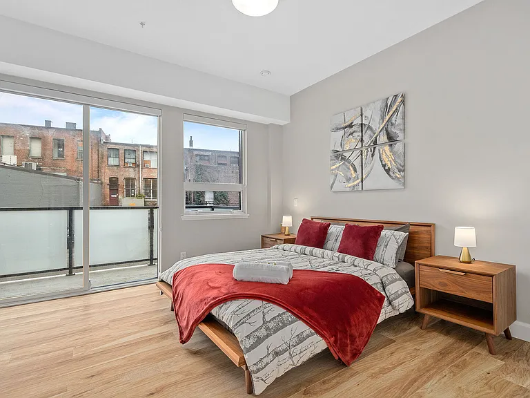 595 Pandora Ave #101 — Photo 10