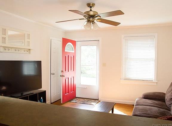 4th image of 1122 Wilkins Dr