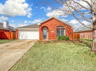 3205 Dove Valley Ln, Mansfield, TX 76063