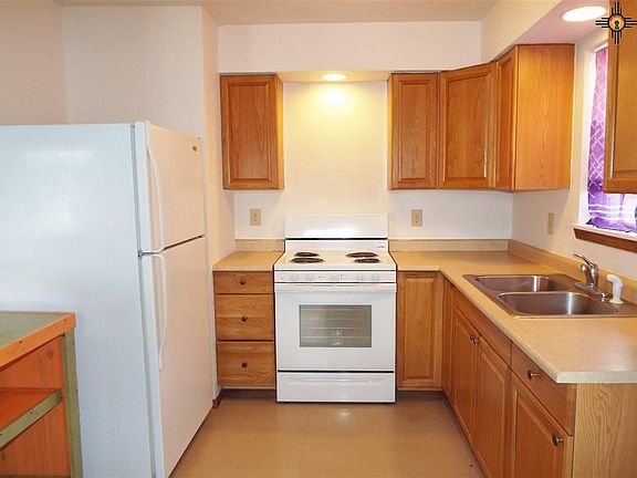2nd image of 414 Lugar Del Creston St