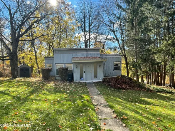 1 Wallin Street, Amsterdam, NY 12010