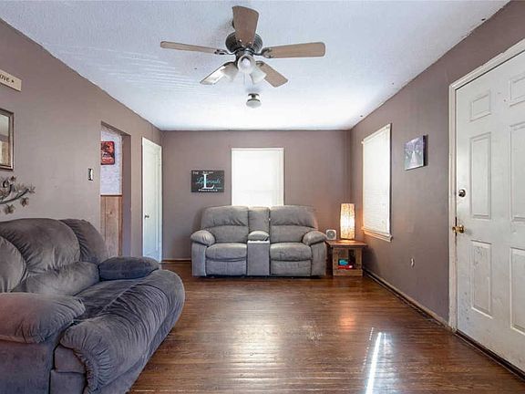 3rd image of 4520 Saint Leo Ln
