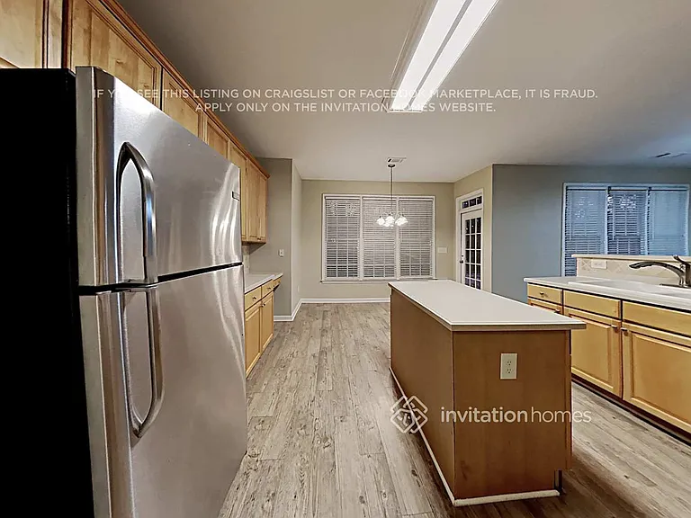 350 Hillside Manor Dr — Photo 6