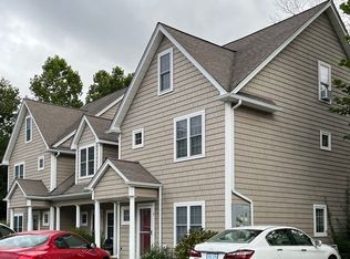 700 Lees River Ave UNIT 6, Somerset, MA 02725