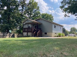 914 Logan Rd, Tarentum, PA 15084