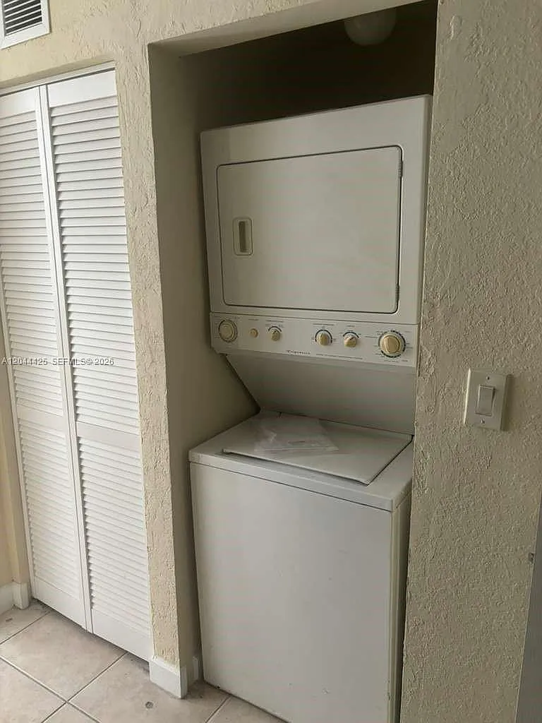 Shoma Condo At Keys Cove — Photo 2