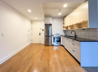 323 E 19th St #6, Brooklyn, NY 11226