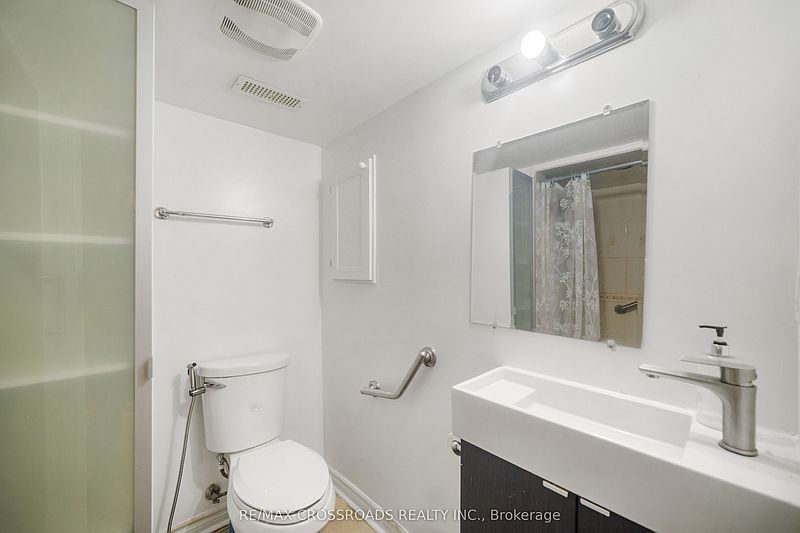 Toronto Townhouse for rent - 1 Bedroom — photo 6