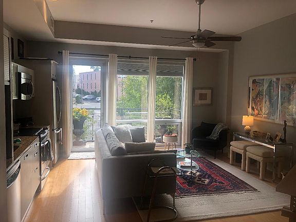 Bright and cheerful!