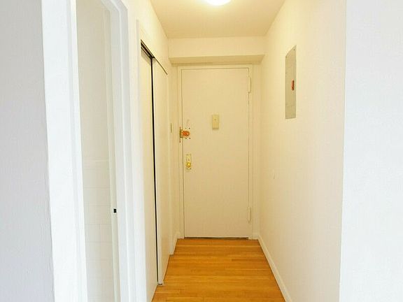 5th image of 245 E 84th St APT 4a