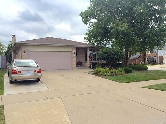 2nd image of 10845 Lockwood Ave