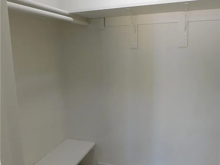 3905 Starflower Ct — Photo 11