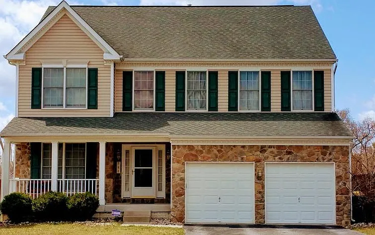 306 Howards Trust Ct photo 1