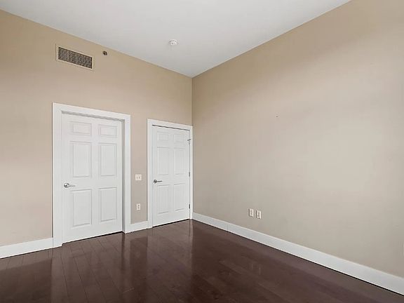 4th image of 509 Bogart Pl #B