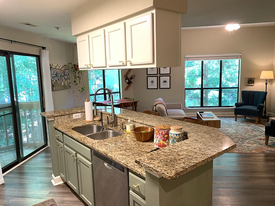 Lots of natural light