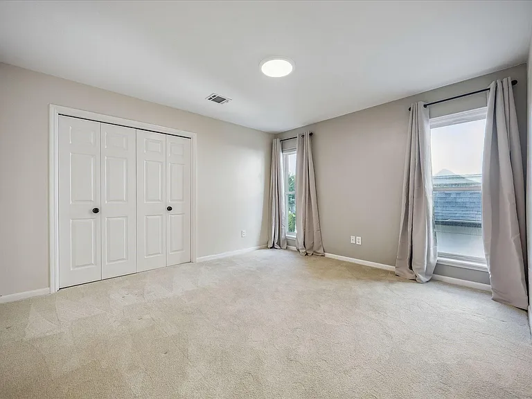 4119 Amherst St — Photo 18