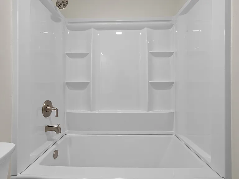 45 Tiffany Dr — Photo 17