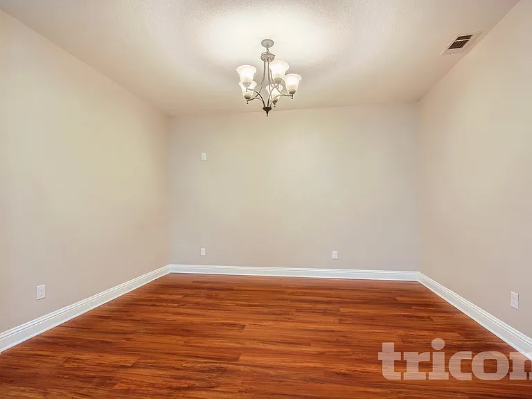 409 Montgomery Ave — Photo 23