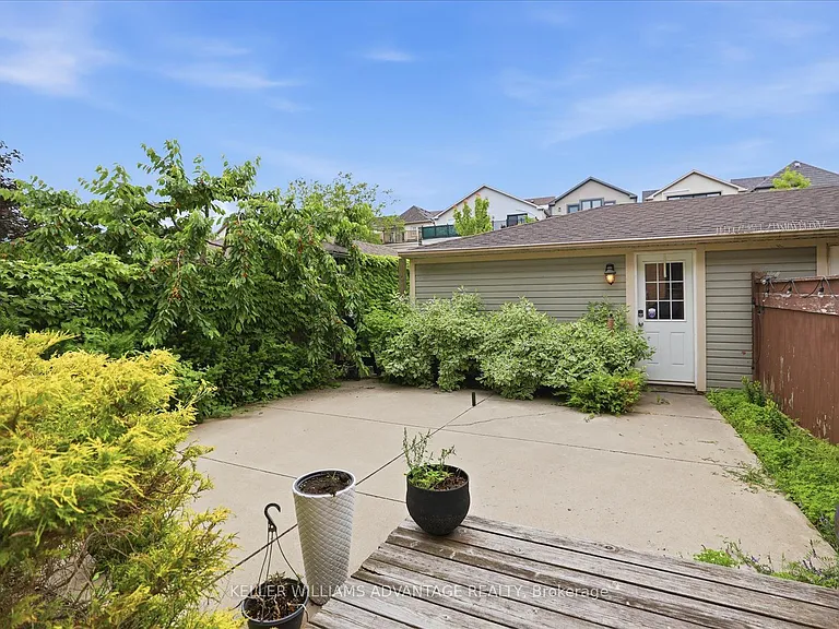 46 Sarah Ashbridge Ave — Photo 40