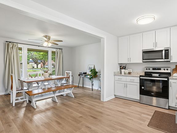 5th image of 3731 Valley Ridge Dr
