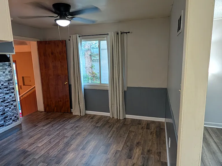 8306 Kaltz St — Photo 5