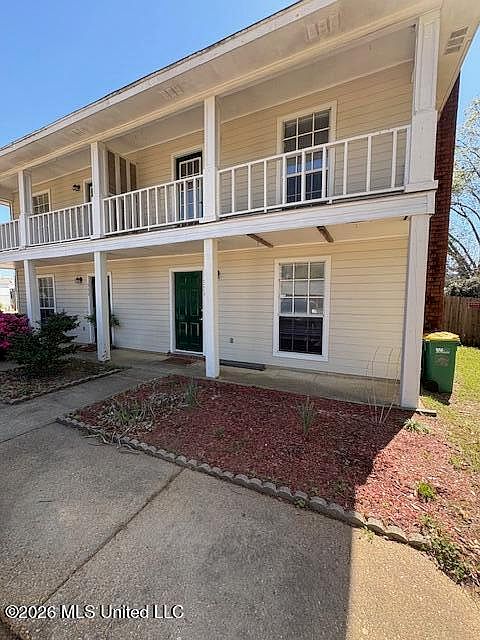 1st image of 331 Peach Orchard Dr