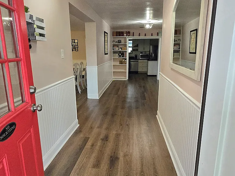 1610 Valencia St — Photo 4