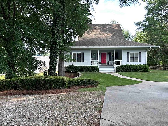 2nd image of 1580 Shady Oaks Ln