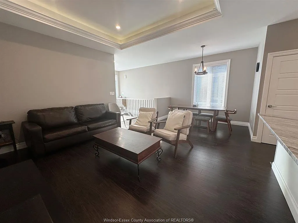 2 bed, $2,550 — Photo 4