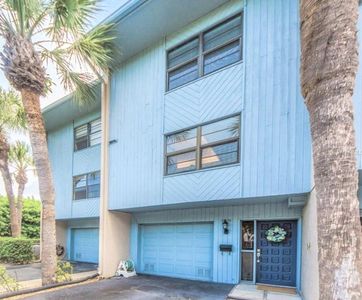 11835 3rd St E, Treasure Island, FL, 33706