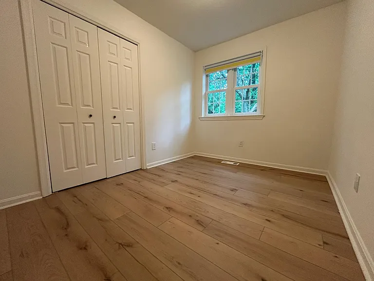 6723 Kenwood Forest Ln — Photo 18