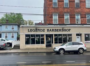 242 W Main St, Meriden, CT 06451